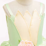 Flower waist detail princess costume with leaf accents and soft floral decoration
